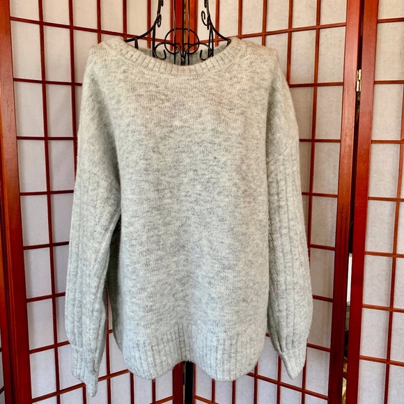 Max Studio Sweaters - Max Studio NWT Cozy Light Grey Sweater